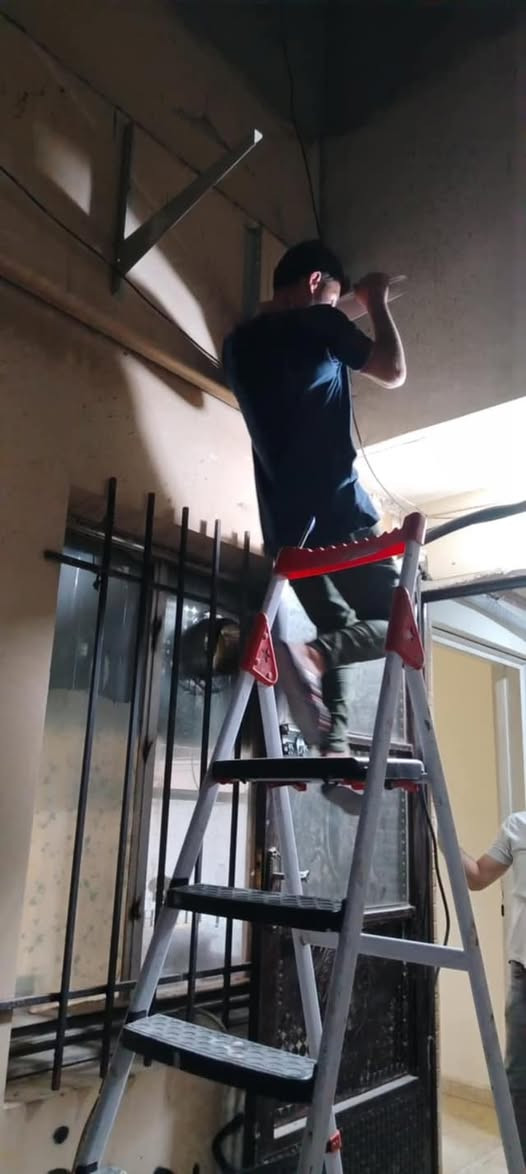 من كادر العز 
في الموصل  
عندك سبلت عطلان لا تحتار 🤔اتصل 📞والصيانه داخل بيتك وانسب الاسعار ولا تفكر بالتصليح الممل نصلكم أينما كنتم
💥نصب السبالت بضمان التنصيب ❄️❄️
💥فتح وغسل جميع انواع السبالت بضمان جوده العمل
💥كابسترات اصليه
💥شحن غاز بلجيكي وبضمان سنة كاملة

     اخوكم الفني ابو العز 
ما عليكم إلا الاتصال على الأرقام التالية او مراسله الصفحه 
     ***********
***********
