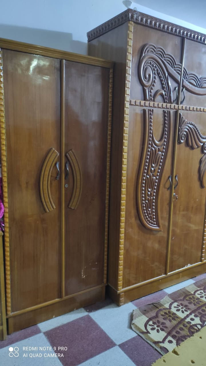 السلام عليكم   غرفه كامله 7 قطع مستعمله ونضيفه مكان كربلاء  سعره 650 وبيه مجال /متواجد بلخاص او تصال ب ر ق ن /‏‪***********‬‏

نص مكتوب في الصور:
- REDMI NOTE 9 PRO AI QUAD CAMERA