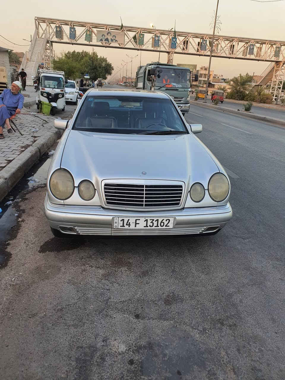 مارسيدس موديل ١٩٩٦ ام عيون التواصل ***********
