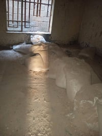 عندي جص ثلوجه لبيع 25كونيه 07821125745