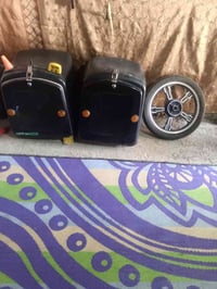 للبيع صناديك دلفري 2جدد مستخدمات قليل سعر الواحد 35ويل ايرانية أمامي ه...