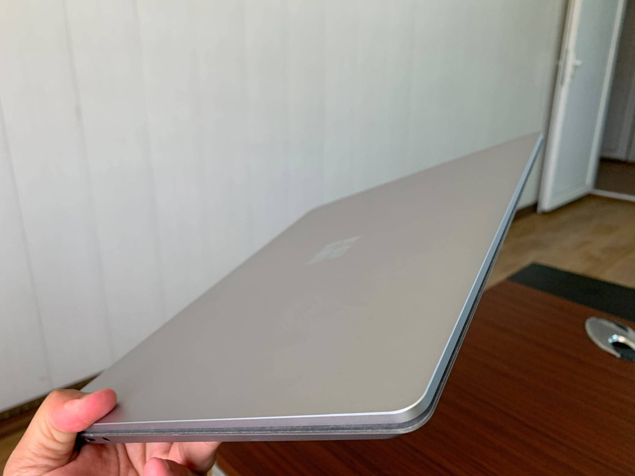 🔥💻 بۆ فرۆشتن | Microsoft Surface Laptop 5 💻🔥
✨ جوانی، خێرایی و شێوازی Premium لە یەک لاپتۆپدا!

🚀 Processor: Intel® Core™ i5 – 12th Gen (i5-1235U)
🧠 RAM: 8GB
💾 Storage: 256GB SSD
🖥️ Display: شاشەی Touch ـی کوالێتی بەرز
🎨 Graphics: Intel® Iris® Xe Graphics
🪟 Windows 11
🔋 Battery Cycle: تەنها 22 Cycle
🔋 Battery Health: نزیکەی 91٪

✨ دۆخی لاپتۆپ: زۆر پاک و جوان، ئامادەی بەکارهێنانە.

⚡ کارپێکردنی بەهێز و خێرا
🎓 گونجاو بۆ خوێندن و کار
💼 گونجاو بۆ ئۆفیس و کاروبار
🌐 گونجاو بۆ ئینتەرنێت و بەکارهێنانی ڕۆژانە
🎬 گونجاو بۆ فیلم و میدیا

🔥 ئەگەر لاپتۆپێکی جوان، سووک و Premium دەگەڕێیت، ئەمە هەڵبژاردەیەکی زۆر باشە.

📞 بۆ نرخ و زانیاری زیاتر:
***********

📦 گەیاندن بۆ شارەکان بەردەستە

نص مكتوب في الصور:
- System > About Storage 238 GB 56 GB of 238 GB used Graphics Card 128 MB Intel(R) Iris(R) Xe Graphics Installed RAM 8.00 GB Speed: 6400 MHz Processor 12th Gen Intel(R) Core(TM) i5-1235U 2.50 GHz LAPTOP-NVVBQO4S Surface Laptop 5 Rename this PC Copy Device specifications Device name LAPTOP-NVVBQO4S Processor 12th Gen Intel(R) Core(TM) i5-1235U 2.50 GHz Installed RAM 8.00 GB (7.83 GB usable) Device ID 701619E8-5A1A-4113-8D01-DFE57569C23B Product ID 00356-06287-18406-AAOEM System type 64-bit operating system, x64-based processor Pen and touch Pen and touch support with 10 touch points Related links Domain or workgroup System protection Advanced system settings
- COMPUTER NAME
- LAPTOP-NVVBQO4S
- SYSTEM PRODUCT NAME
- Microsoft Corporation Surface Laptop 5
- BIOS
- 21.106.143 03/13/2025
- OS BUILD
- 26100.1.amd64fre.ge_release.240331-1435
- PLATFORM ROLE
- Mobile
- CONNECTED STANDBY
- Supported
- REPORT TIME
- 2026-06-06 02:37:52
- Installed batteries
- Information about each currently installed battery
- BATTERY 1
- NAME
- SurfaceBattery
- MANUFACTURER
- DYN
- SERIAL NUMBER
- 0000232236
- CHEMISTRY
- LION
- DESIGN CAPACITY
- 47,700 mWh
- FULL CHARGE CAPACITY
- 43,250 mWh
- CYCLE COUNT
- 22