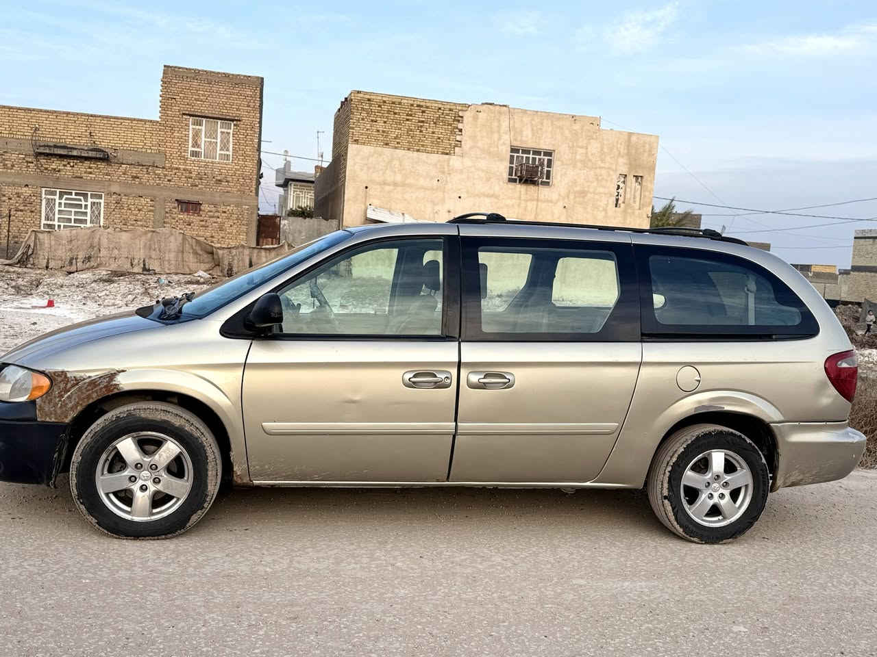 السلام عليكم ورحمة الله
دوج كرفان موديل ٢٠٠٧

 رقم بغداد الماني بسمي

 شاصي طويل

 تبريد ٣ قطع

 كشنات سياحي بلع

تحكم ستيرن

مسجل بلادي

 كير تعليك

مكينه ٣٨٠٠ خير من الله

 ٥ ويل كب و سبير

 السياره جاهزه ان شاء الله

 عدا التبريد نقص بس وجه كمبريسر

 ابيعلك نقص منضومه كامله

السياره استخدام شخصي ما متعوبه

سعرها ٦٥ و بيها مجال للشراي مكاني بابل محاويل

***********

اتصل و بيك خير و تدلل مستعجل عالبيع لضروف خاصه
