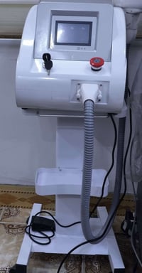 ازالة تاتو • تقشير كربوني • نمش