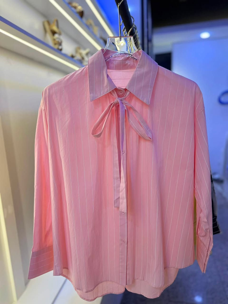 مع بوتيك ناين زيت كوني مميزة 👗👜✨
قميص صيفي مقلم خامة قوية جدا تترون صيفي خفيف 
الوان متوفرة وردي السماوي النيلي والأصفر 🩵💛🩷🩵🌈
صيفج ويانا أجمل😍🍋🍓🍒🍉🍇🍡

شمنتضرة يلا طلبي هسة 👍

واتساب ***********
العنوان اربيل /دو سايد منارة /عمارة B 

توصيل كل محافظات العراق 🚚🚚🚚
