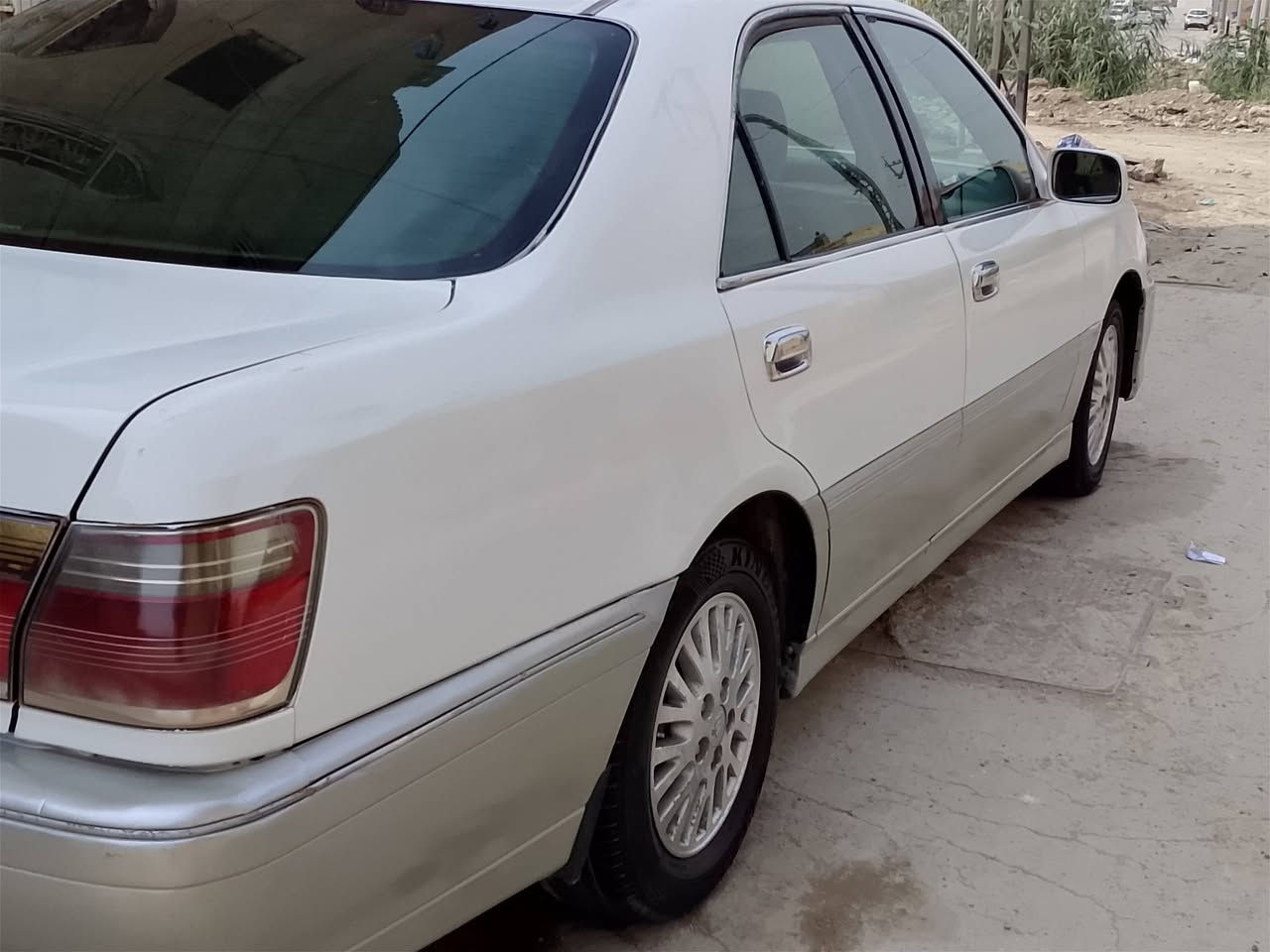 السلام عليكم ملكة للبيع كصه جنطة بيه رقم ع شاصي تبريد حداديه كهربايات كله شغاله جاهزه من كلشي تخم تاير سعر 27وبيه مجال الطيبين مكان ذي قار شطره الاسفسار ***********
