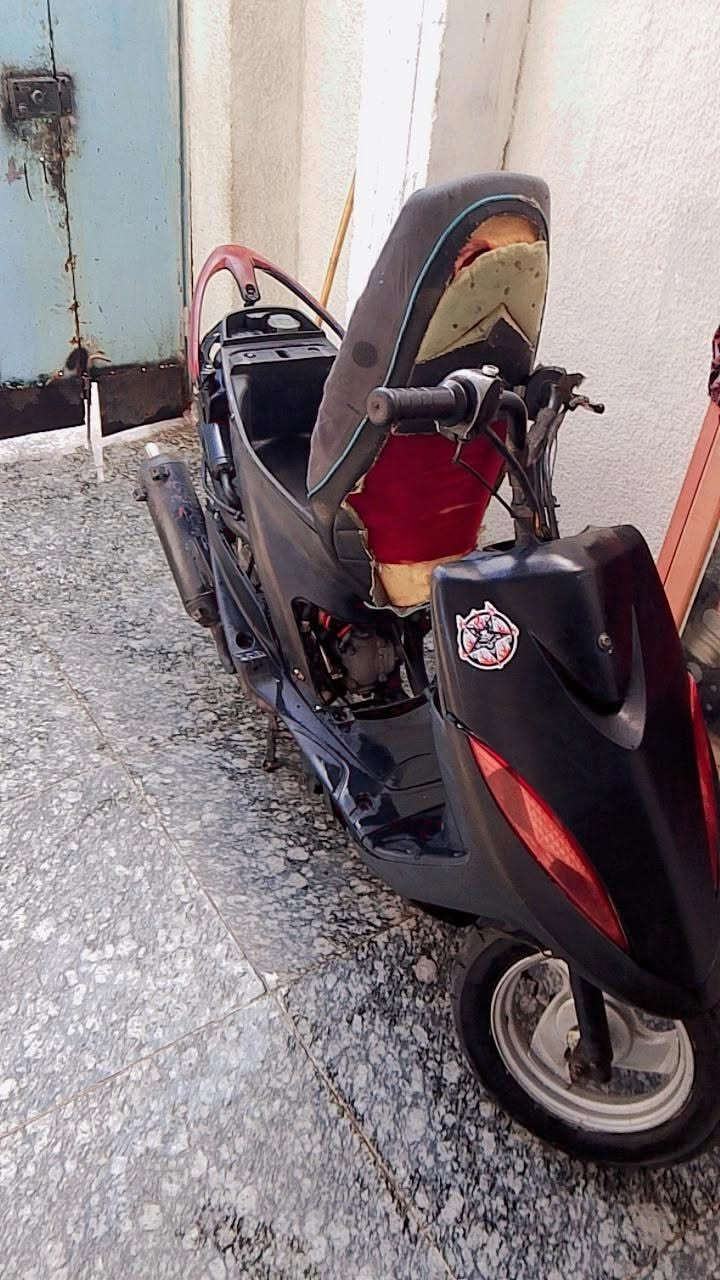 دراجه ماكس للبيع عدله دراجه بوشه 55 بلادي دراجه ماكينتها نظيفه سعر 400 بها مجال قليل مكان من النافورات شريط***********
