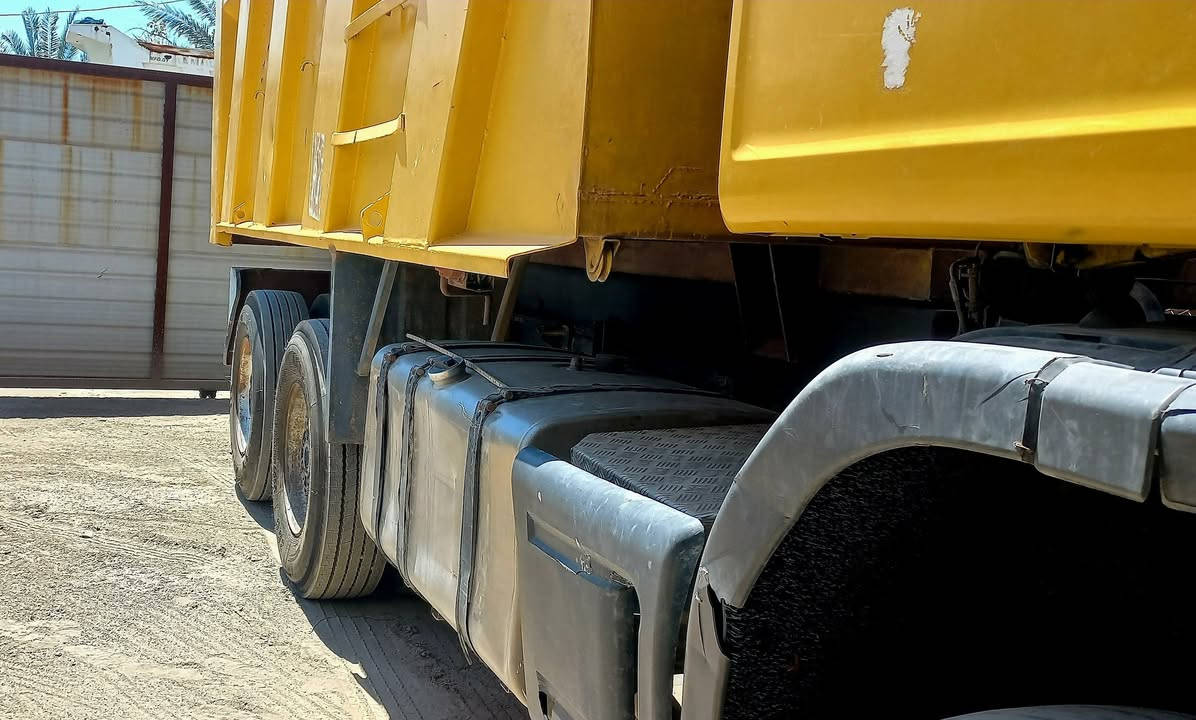يالله اللهم صلِّ على محمد وآل محمد 🌹
🚛 للبيع او مراوس فلاونزه او خصوصي نظيفة
سكانيا سكس موديل 2000

🔹 رقم بصرة دولي
🔹 محرك 6 إنجكتر، بدون تنقيص ولا تبخير، مكفول
🔹 كير 3×3 مكفول
🔹 قمارة مزدوجة، لون أصفر، والداخل نظيف جدًا
🔹 أكسن خير من الله
🔹 شاصي باج بطن بلادي، بدون قطرة خياس، مكفول
🔹 مجموعة الفينية موجودة
🔹 البدي نظيف جدًا
🔹 جاهزة للعمل والتراي

📌 التحويل أو الوكالة حسب رغبة الشاري
📍 العنوان: البصرة
💰 السعر: 250 ورقة وقابل للتفاوض

📞 للاستفسار: ***********

السيارة للفحص، والرزق على الله.
