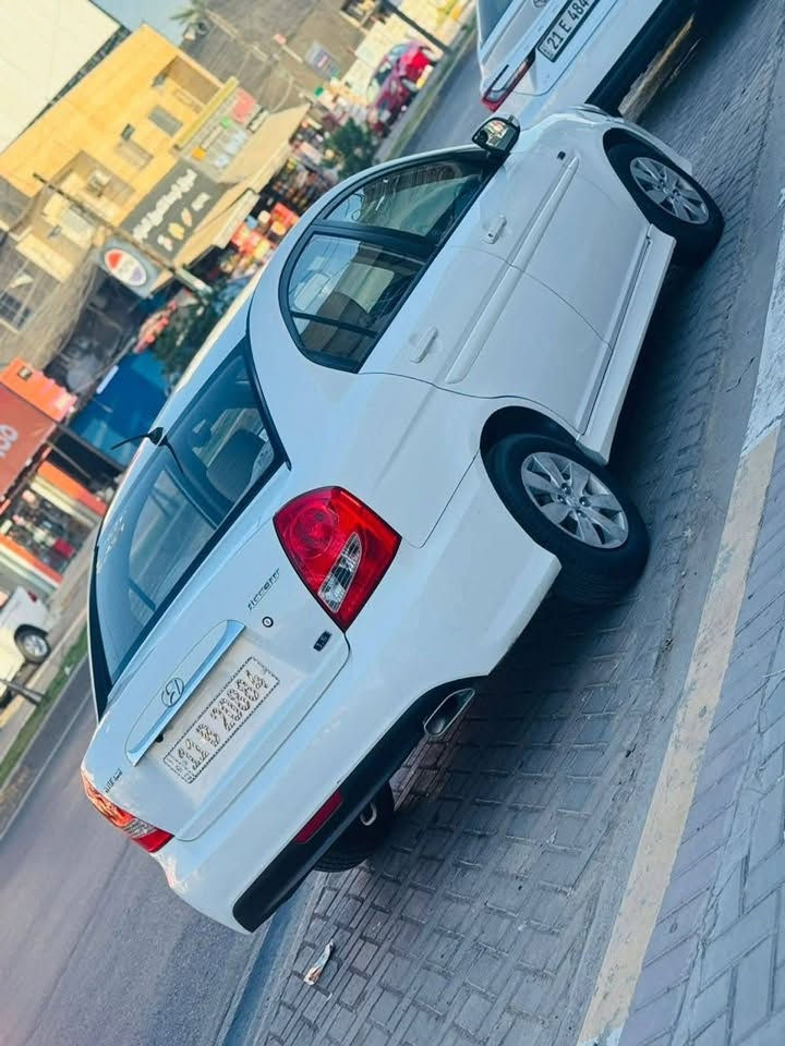 اكسنت ٢٠١١ • مكينة ١٦٠٠ • ماشيه ١٨٠ الف