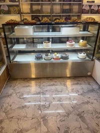 عارضة كيك • ٢م • تركي أصلي