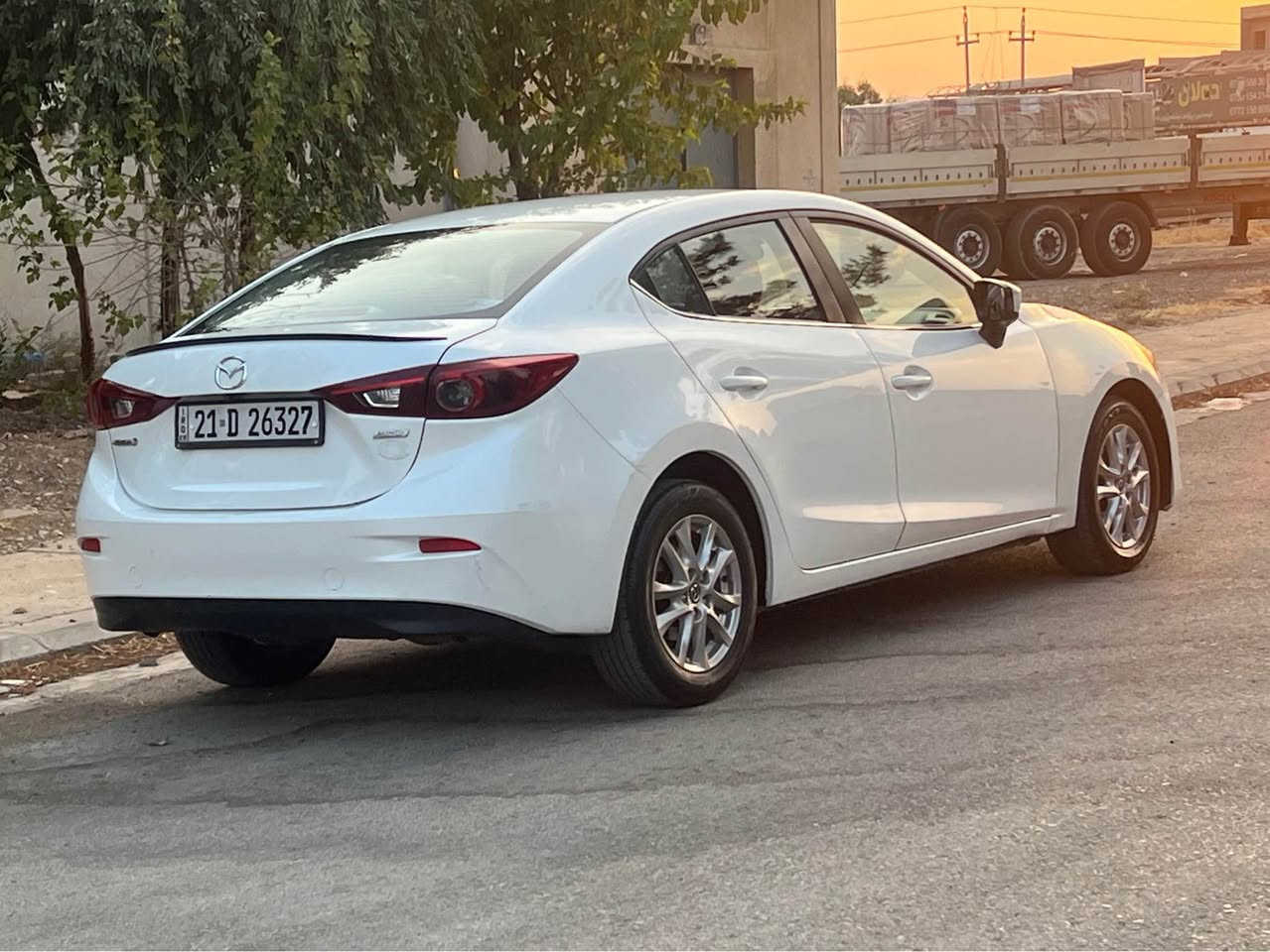 mazda zoom 3 2016
مواسەفات ئەمریکی و مەکینە۲٠
گێڕ ومەکینە و تەقەو ڕەقەی کامل بەشەرت
تازە سێرڤسی کامل کراوە 
هایدرۆلیک و ڕۆنی مەکینە ۱٠ ڕۆژە گۆڕاوە بە شەرتی دە فیتەر
سەیارەهی ماڵە
سەنەوی تازەیە تایەیی تازەیە ۱۳٠ میل ڕۆشتوە
تەحدید سرعە.و سوکان ڤۆلیۆم و شاشە
سیعری ۹۹$مەجالی برایانە
*********** ژ م ت.  خاوەنی
جوابی مەسج نادەمەوە
وێنەی حادیسەکەی نا هێنێ ئێرباگ بەس دەشبڵ نەتەقیوە ئەوانیکە سەستەمە کراوە
بۆنیدو چەمەلەخی سەکن بۆ یاخە وکەمێک ناوی گرتوە السليمانية, العراق
