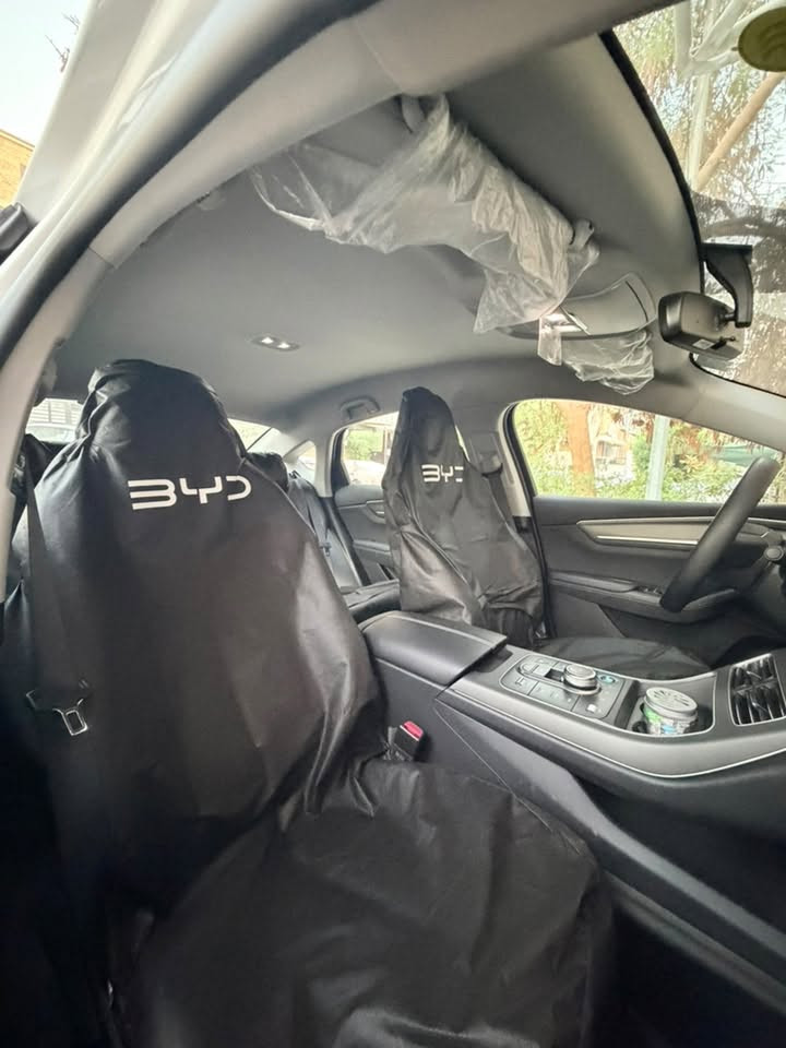 السلام عليكم byd دستروير  2025 للبيع سياره جديده ومكفوله كفاله عامه سياره مواصفاتها بصمة وشاشه قلاب بيها نظام كامل يوتيوب ويز والقنوات والراديو مال كل دول والعراق تشغيل عن بعد 
رقمها بغداد وبأسمي مكان سياره بغداد زيونة
رقم تلفون:***********
