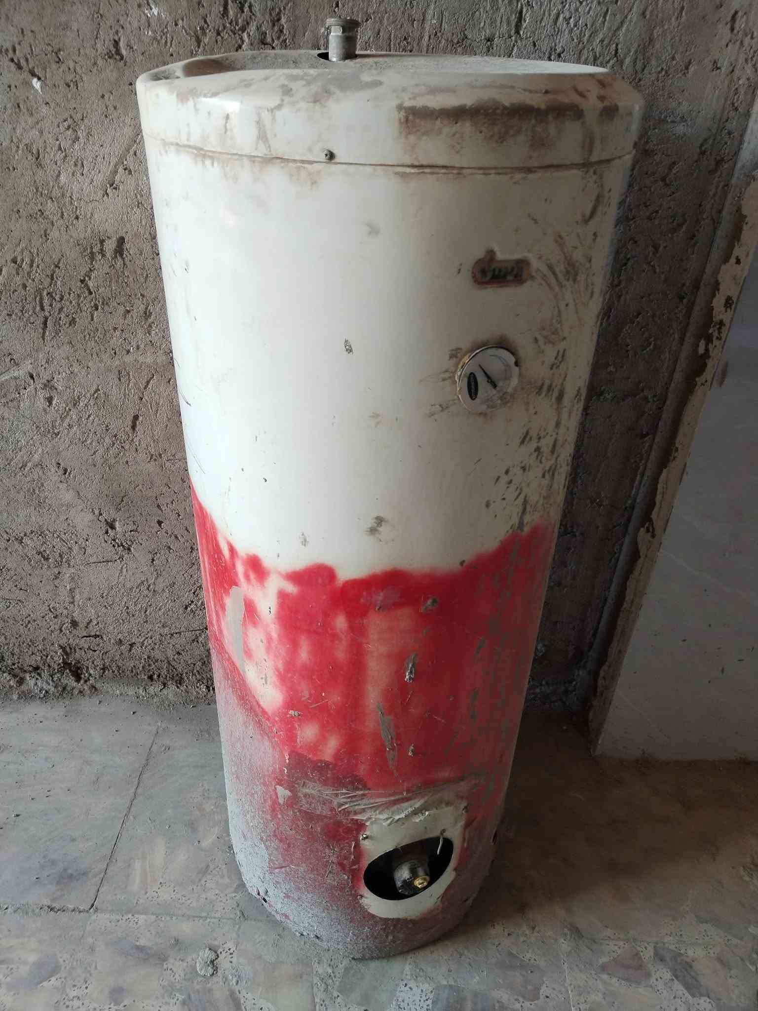 غراض لبيع الشراي يتصل او ع خاص 📍مكاني شامية حي العسكري هذا رقمي  ***********
شباك حديد الثقيل الارتفاع 170سم والعرض 2م

باب حديد الثقيل الارتفاع هو والجرجوبة240سم والعرض 1م

سخان شغال س 60وبي مجال قليل 

مراوح ثنينهن 20
