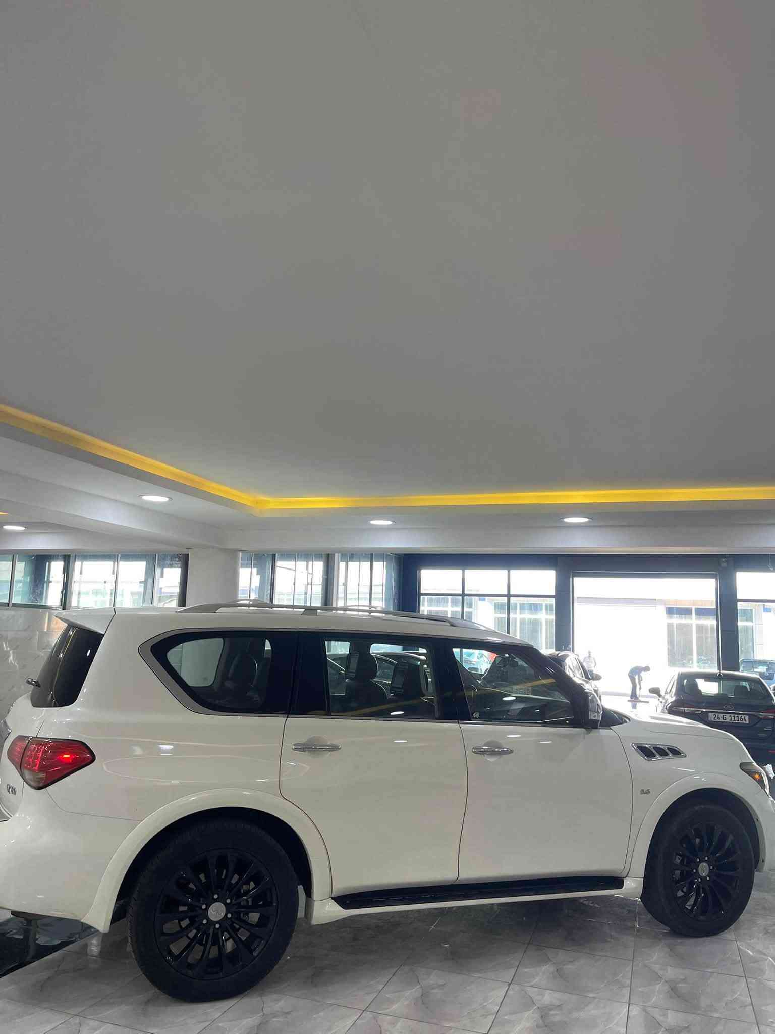 انفنتي QX80 • 2017 • مكفولة