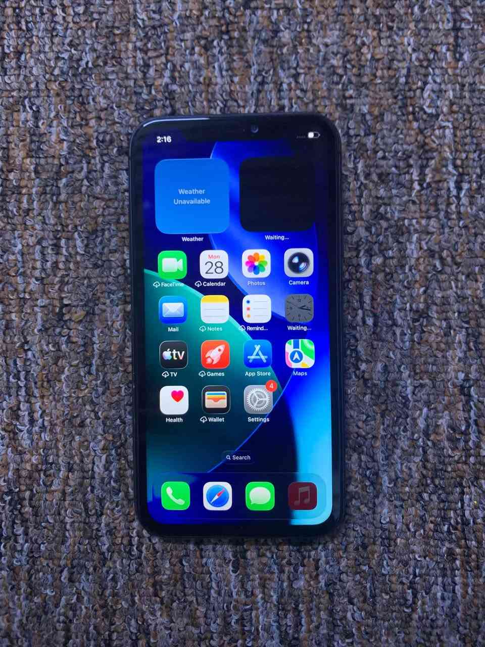 للبيع ايفون 11 عادي 

مبدل شاشه وبطاريه اصليات 
بطاريه 100
ذاكره 64 
سعرو 185 وبي مجال بسيط
مكاني موصل ايسر
واتساب واتصال ***********
