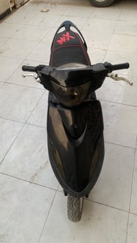ماكس عدلة • مجال قليل