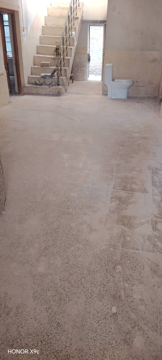 يا الله كادر عمال نشتغل كلشي تفليش ارضيات تدخيل سبيس حدل ارضيه حفر وتفليش ارضيه تصعيد مواد بناء تنضيف بيوت صب. تشربت  سطوح. اتصل ودلل *********** بيه وات ساب

