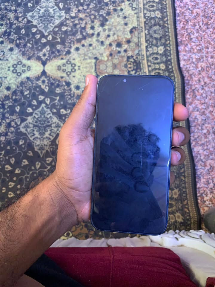 جهاز ايفون 13عادي جهاز كفاله بطاريته ٩٢
يرهم مراوس وهذا رقمي ***********
