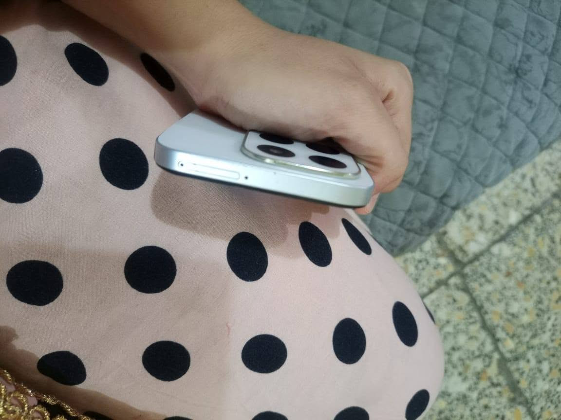 جهاز هونر اخو جديد ذاكرة 128 مابي اي شخط اي كسر مابي بس صوتة فجئة اختفه بس صوت مخابرة بي
قيم وأخذ بالايرضي الله
مكاني مدينة الصدر
***********
