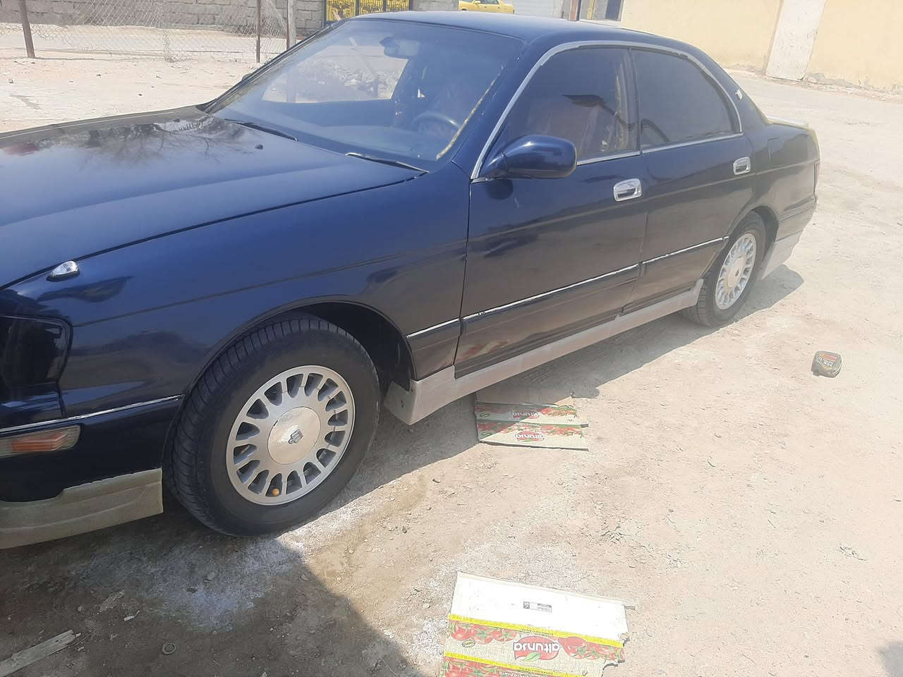 يتوفر لحايه بطه فصل 
شرط شغله ع بلاد يكعد 
ما تنصه سياره كبس ويا دعاميه 
شغل شرط شرط درجه اوله 
بصره خور زبير معمل الاسمده 
*********** 
بدون صبغ 
سعر تخم كامل ٥ قطع 
280 الف 
مع شد 
يتوفر 
1جنون 
2 راس الثور + تكم
3شاهينه 
4مرك نفخ وكرستا نفخ 
اذا ما يعجبك اسعار كول الله يرزقك يرزق جميع انشالله

نص مكتوب في الصور:
- علاوي المنصوري