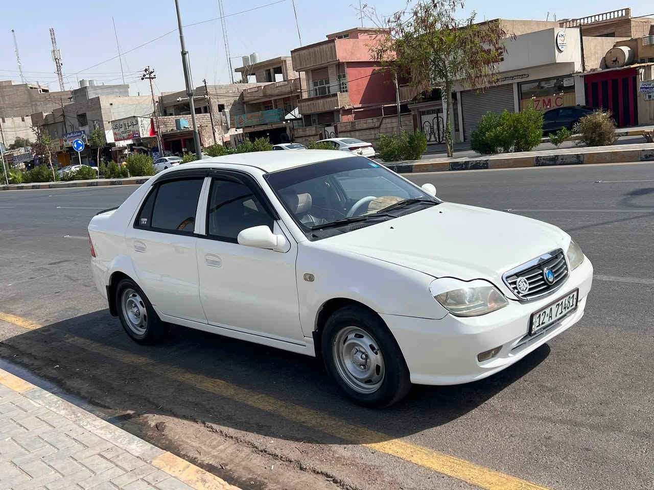 سيكي للبيع
بيها قطعتين صبع بوند وجاملغ 
السياره نضيفه حيل 
كوبون بانزين بيها 
طخم جديد 
تايرات جدد
السياره تبريد ثلج 
محرك وكير شرط الصلي مالها 
السياره بسمي 
سعرها ٥٥ وبيها مجال 
للتواصل *********** 
مكاني موصل
