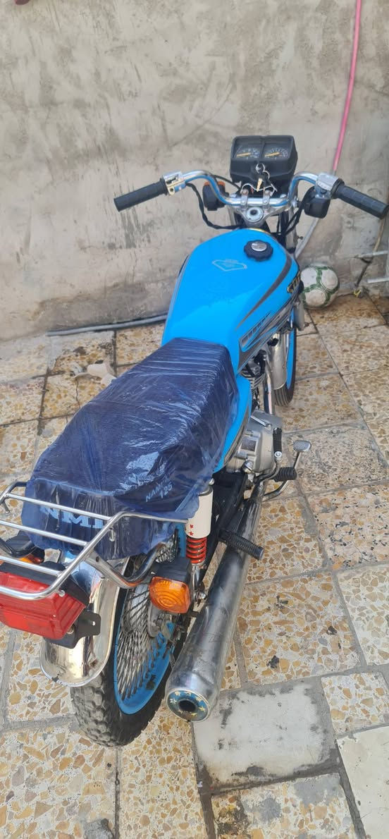 سلام عليكم نامه برو سونك للبيع مكاني نجف حي ابو طالب مديل 21 طالعه ب ال 23 دراجه مامتعوبة ابد الشراي بي خير ويدلل السعر علق واني اراسلك او خابر ***********
