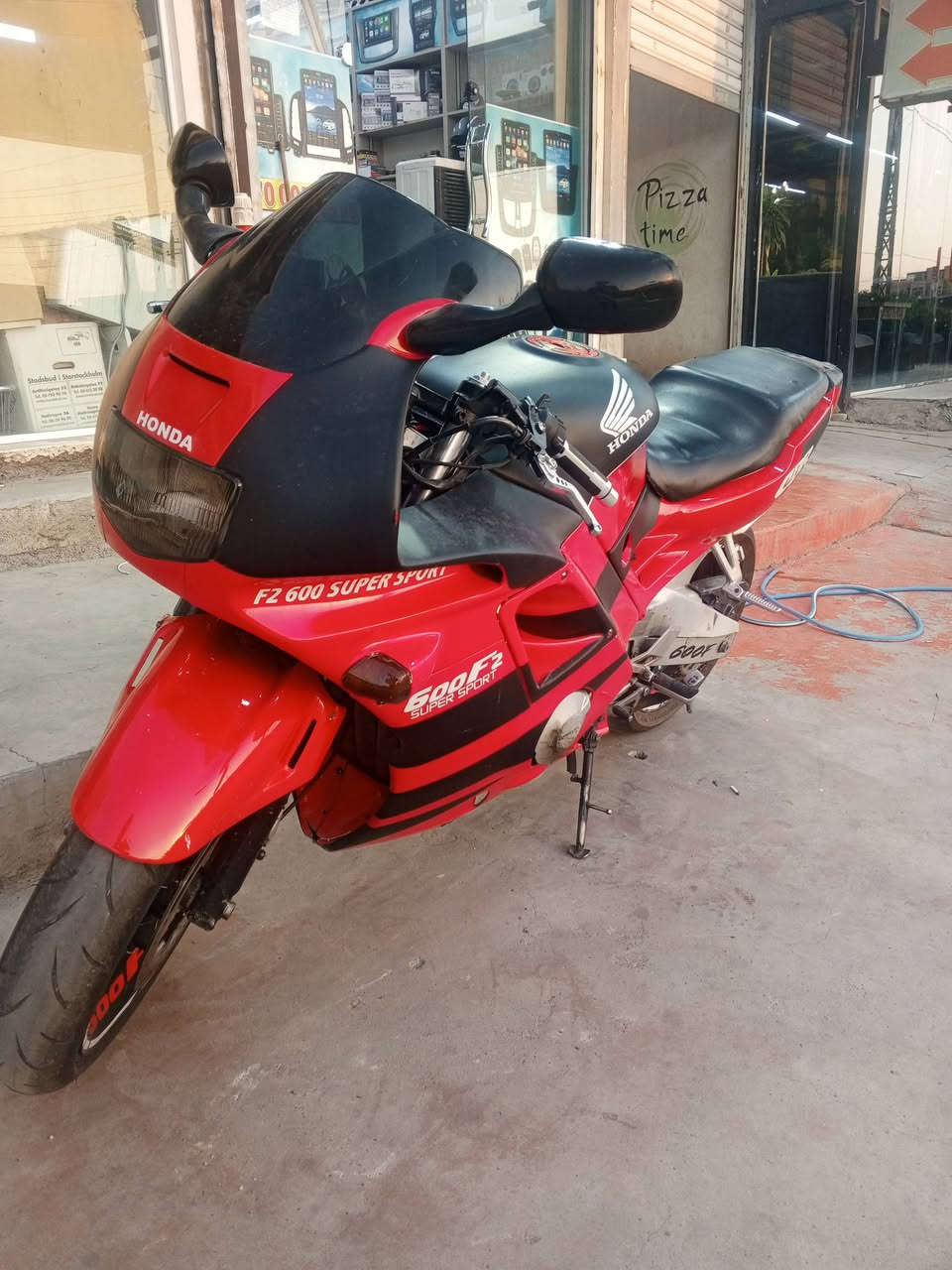 بطح f2 موديل 2000 محرك شرط اي عيب ما بي تفحص و تاخذو السعر 18 و بي مجال اذا مو شراي لا تعبني
بطح f2 موديل 2000 محرك شرط اي عيب ما بي تفحص و تاخذو السعر 18 و بي مجال اذا مو شراي لا تعبني .( ***********) واتساب فقط المكان كركوك
