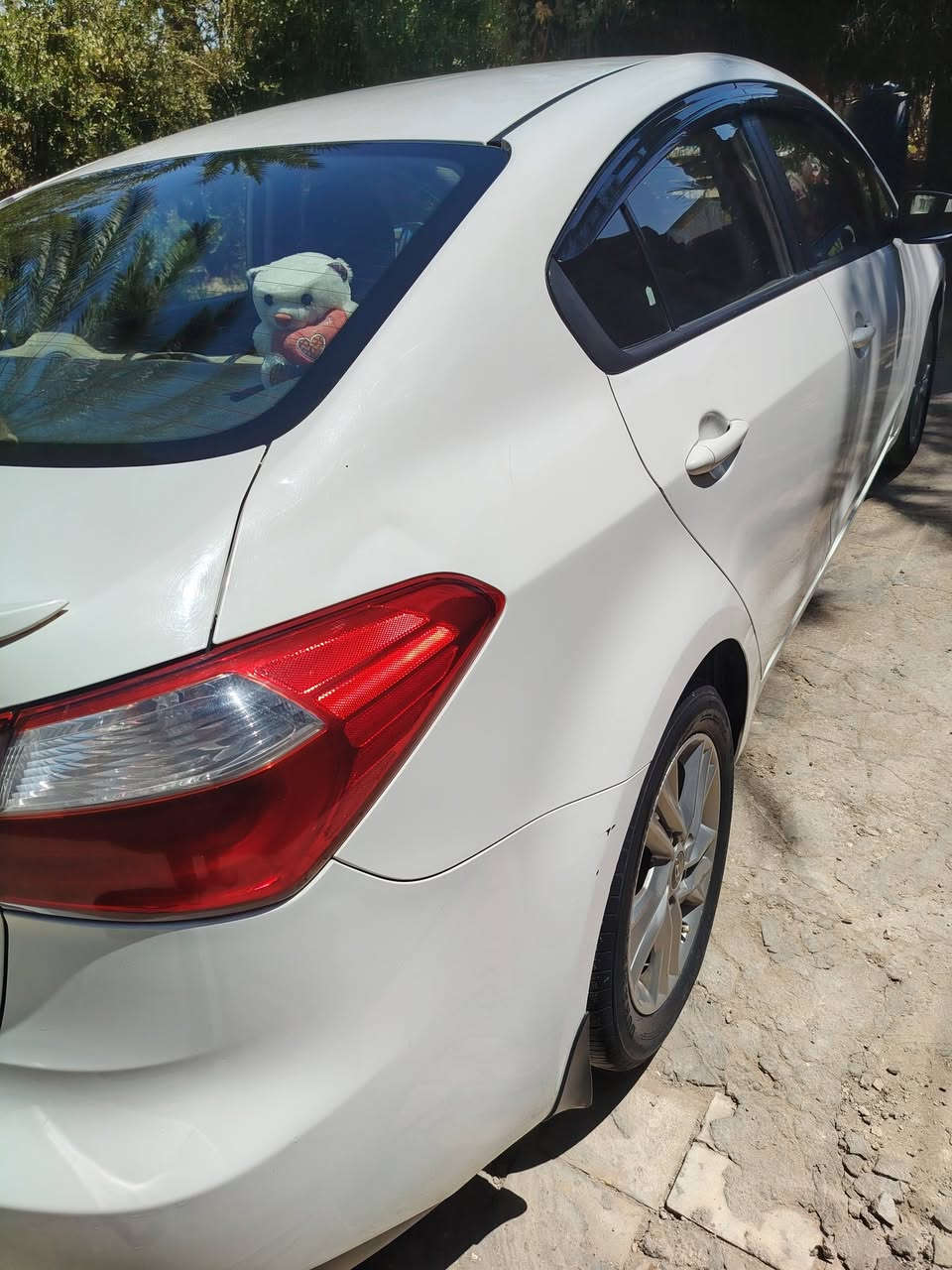 سيراتو 2014 محرك 1600 دوش خليجي رقم انكليزي الجديد.
بيها صبغ جاملغ خلفي والجاملغ الامامي كلير جهه السايق  بدون اي دواخل شرط تبريد شغال تحكم سترين جهتين شاشه كامره زنون  السيارة كامله من كلشي 
السعر 110 مكاني الانبار
***********

