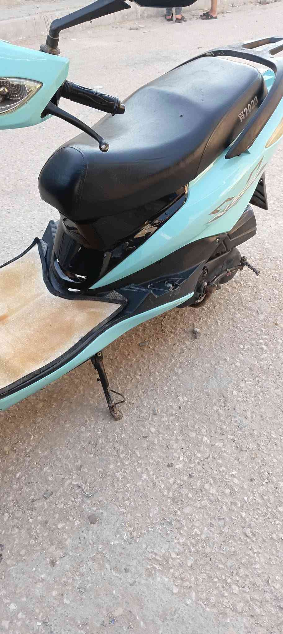 سلام عليكم دراجه سكنس صيني بلاديه مامفتوحه نضيفه وكلشي شغال بيه السعر 650 وبيه مجال للستفسار ***********

