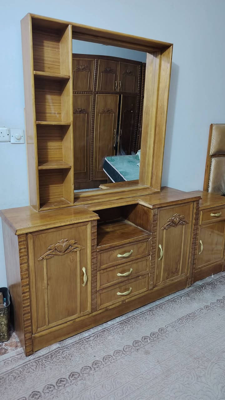 غرفه صاج عراقيه نضيفه المكان البياع شرطه الخامسه السعر 900 وابي مجال
الرقم  ***********
