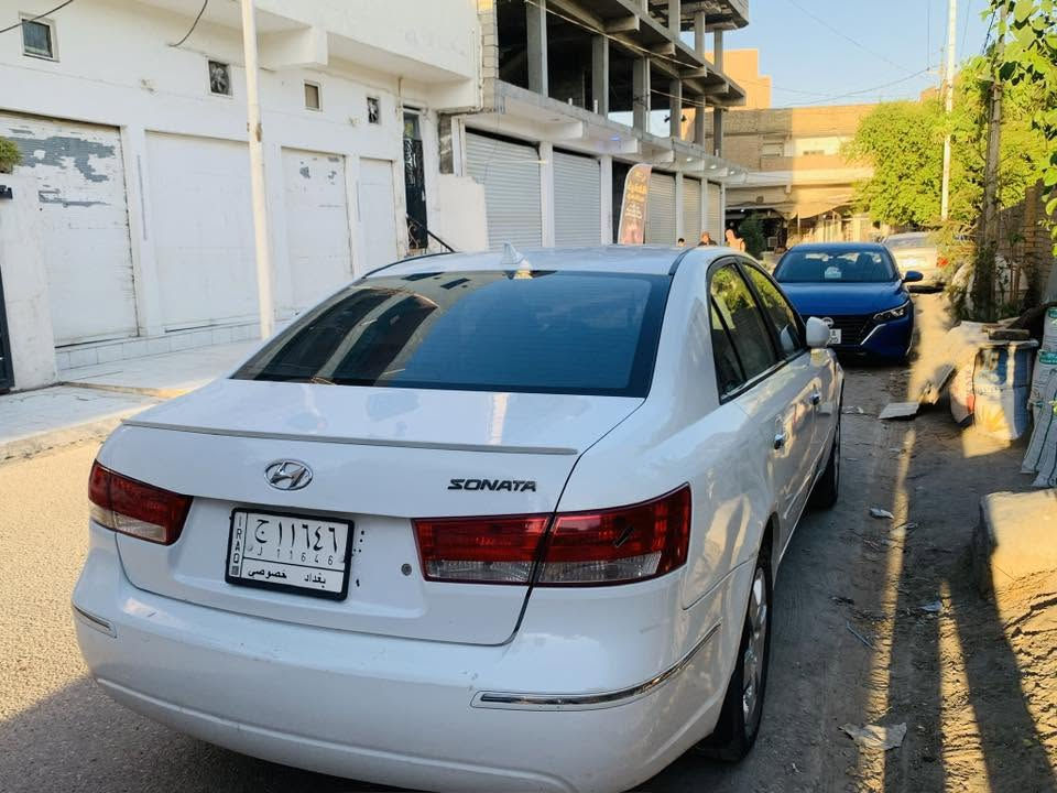 سلام عليكم
سوناتا خليجي 
موديل 2009
محرك 2400 دوش 
رقم بغداد سنويه جديده 
محرك كير جدد
صدر جديد تخم تاير جدد
السياره بيها مكانات صبغ اقل الحزام بدون قطره معجون بدون تبديل فقط رش بدون ضرر 
سياره جديده وجاهزه خير من الله 
شرط ترايها مال زيرو 
بالعافيه عل ياخذهااا 
مكان ديالى بعقوبه 
سعر 93 وبيها مجال بسيط 
***********

