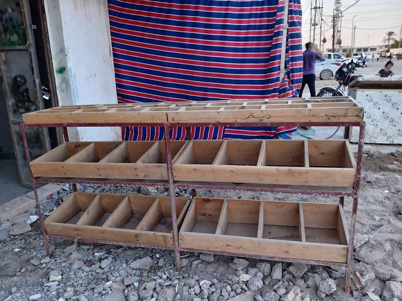 ميز ادوات مال انشائية للبيع سعر 50 الف للاتصال ***********
