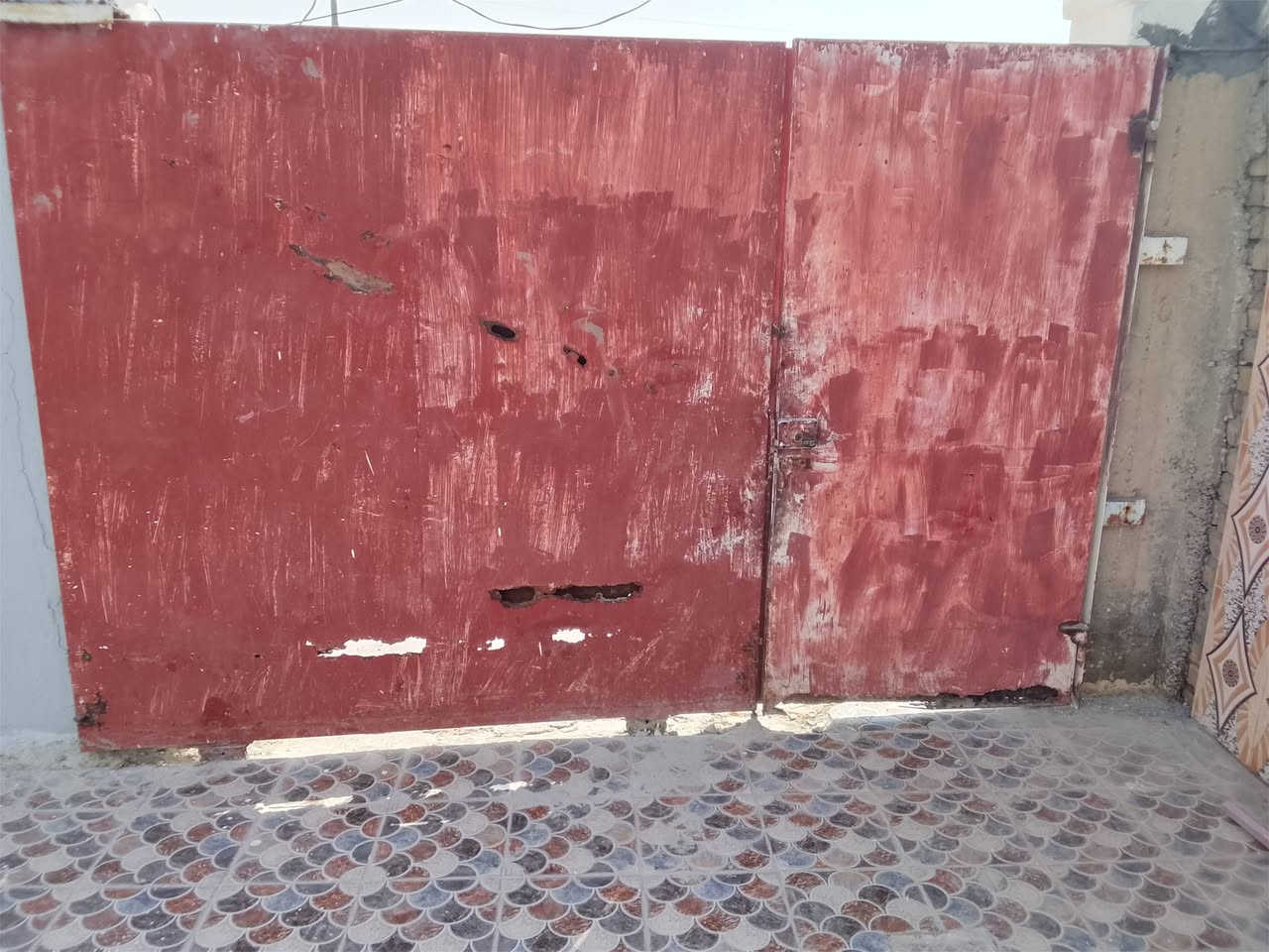 باب لبيع مستخدم مناسب
***********
