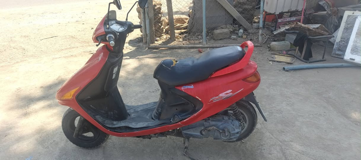 السلام عليكم فراشه مكينه جديده كهربائية كله شغاله السعر 350اوبيه مجال *********** بابل منطقه سنجار
