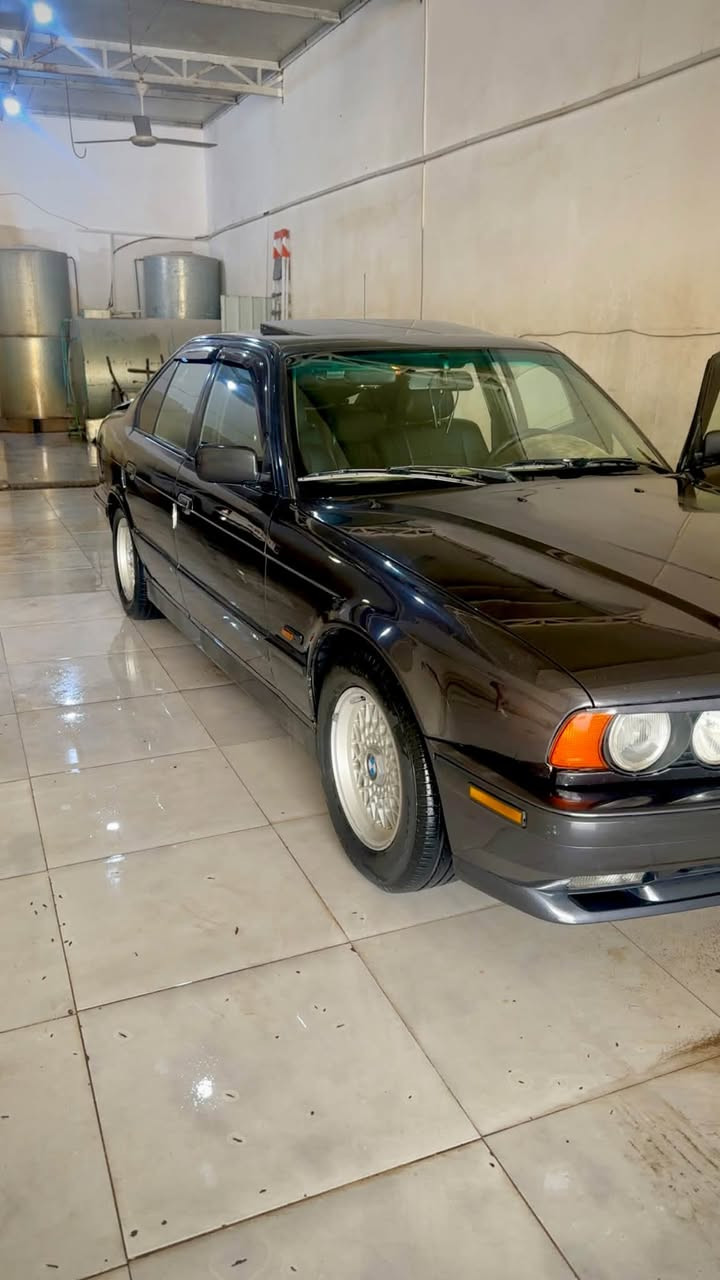 بي ام 525i • ١٩٩٥ • رقم بغداد