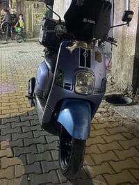 ماكس بوليس كابريتر دراجه نضيفه هيه وغراضها ابيعها نضيفه مكينه بجيس اكف...