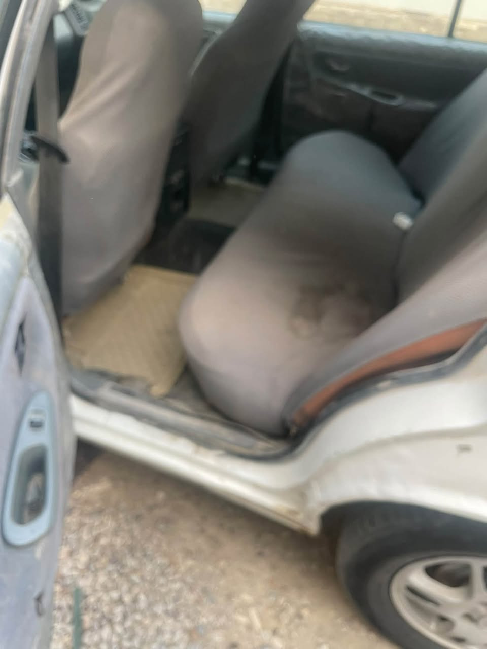 السلام عليكم فراشة للبيع موديل 96رقم ديالى مشروع وطني تحويل مباشر السعر 20بيه مجال  العنوان صلاح الدين قضاء بلد محرك مفتوح 2000كير أوتوماتيك  سيارة صبغ عام صدر جديد تاير نص عمره بيها خيس  كهربائي شغل  سنوية سقطه بل شهر 6  بطين سايق تعبانه  الاتصال على الرقم *********** غير متوفر على الإنترنت و فيسبوك
