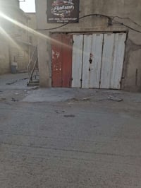محل للايجار • واجهة ٥م • نزال ٦ونص