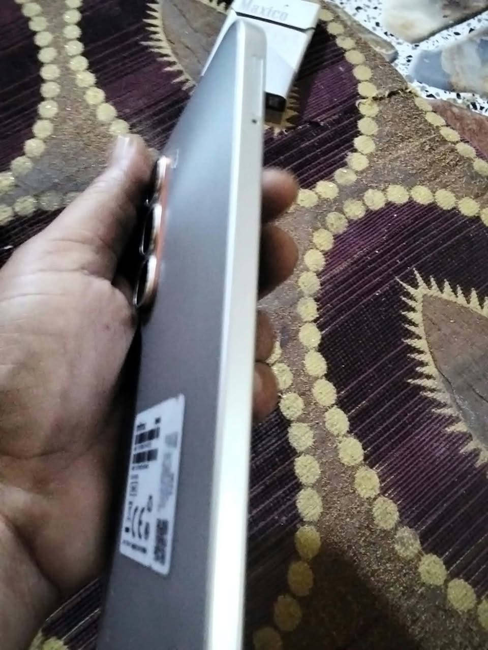 انكس ٦٠ برو • ٢٥٦ • ملحقات كاملة