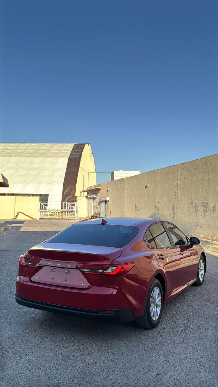 camry 2025 LE 
بدون صبغ  بدون ارباك ✅
جاملغ خلفي تعديل.  
ممشا 21,000mil 
سيارة مكفولة  لون مميز 
سعر 190$ 
شراي اتصل  *********** أربيل, العراق
