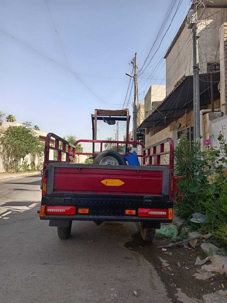 السلام عليكم ستوته دايوان كلها شغاله سلف هندركهرباياتهاشغاله مناقصها شي الركبه مكفوله الشاصي قطره لحيم مبي اوراق كامله تخم تايرجديدسبيرمنازل مودبل ١٧السعرمليون قفل بغداد الحريه ***********
