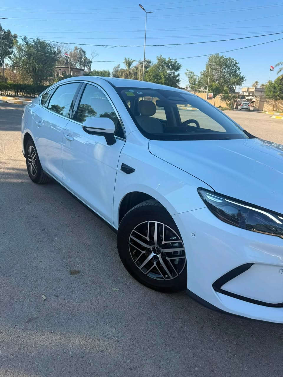 ♦️BYD Cell 5 Flagship 2️⃣0️⃣2️⃣5️⃣♦️
فول مواصفات

ماشيه 4 الف بعده بحاله الزيرو

🔴 فتحة سقف

🔴 مقعد السائق كهرباء

🔴 كاميرات محيطية 13 كامرة

🔴 بصمه وتشغيل عن بعد

🔴 شاشة ديجيتال متصله

🔴 حساسات أمامية وخلفية

🔴 لايت  وبك لايت LED

🔴 ويل كب

🔴 فتح الصندوق من الريموت

🔴 الانارة الداخلية زينون

🔴 المقاعد جلد

🔴 المودات والأوامر الصوتية

🔴 أوضاع القيادة  Drive Mode

🔴 فحص أنظمة السيارة

🔴 حساسات إطارات ‼️

🔴 قطعتين تبريد

🔴 ا ABS

🔴ا ISOFIX  ايزو فكس

🔴 نظام مانع الانزلاق

🔴 اشارة في المرايا الجانبية

🔴 مخرج منفذ الطاقة ⚡

🔴 ا  Bluetooth / USB

🔴 تطعيم الدواخل ألمنيوم

🔴 المري شفط

السياره بيه فقط بارد بحافه البنيد الايمن ع كد ثلاث اصابع كلش بسيط وممبين وشبر صبغ بل دعاميه بل لحيه من جوه موضح بل صوره

💳🪙السعر 23,300, عراقي

العنوان بغداد حي تونس

هاتف ***********
