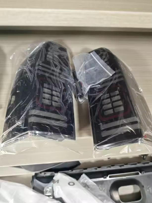 اللايت 550$ البكلايت 350$ العنوان بغداد مجمع المشن مقابل البان الاسحاقي للأستفسار الاتصال ***********
يرهم من موديل 2005 لل 2025
