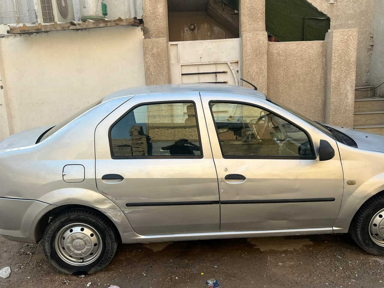 السلام عليكم للبيع او مراوس رينو لوگان فرنسي موديل 12 تبريد ثلج فول اوتوماتيك تخم تاير جديد كير ومكينه كفاله مكاني بغداد السعر 45 للتواصل ***********
