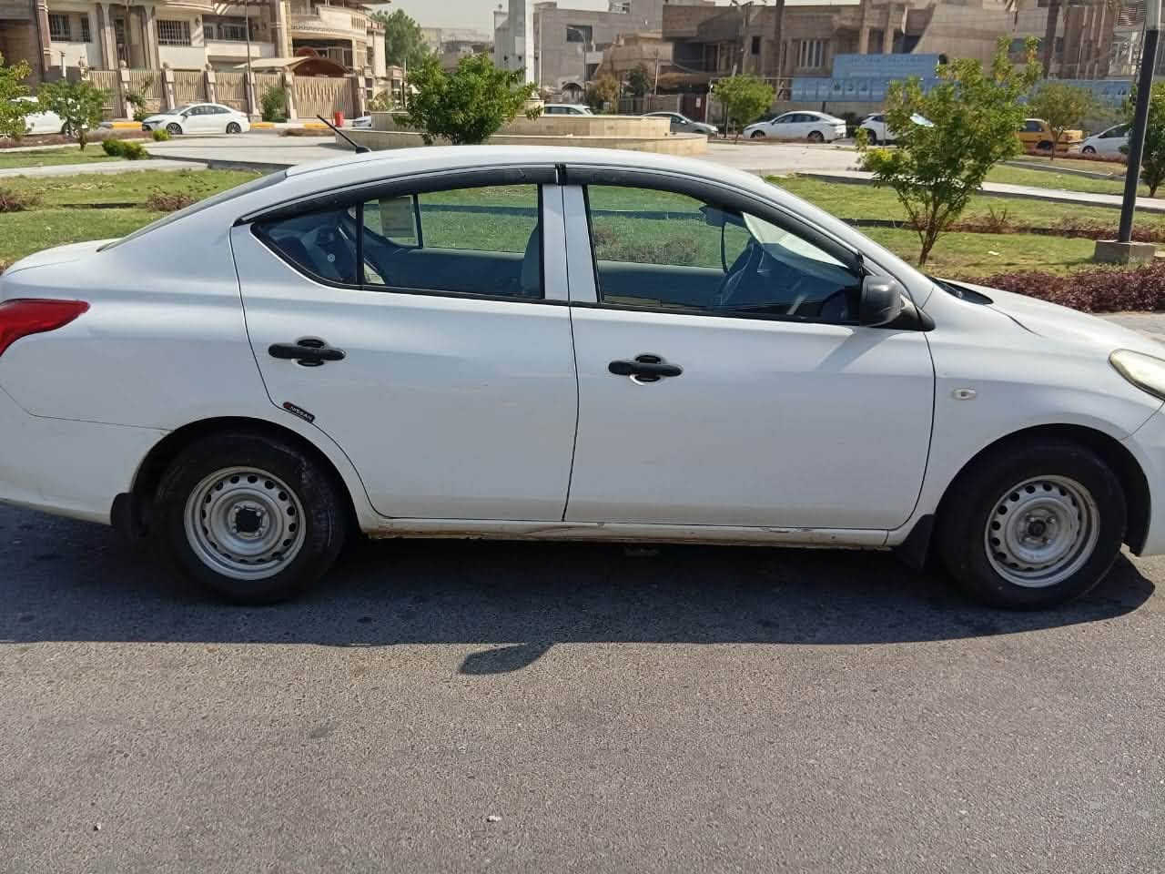 سني هندي موديل 2020 رقم اربيل بسمي. سياره كفاله عدة بارد بجاملغ يسار امامي سعر100 مكاني بياع او منصور شراي يتصل ***********
