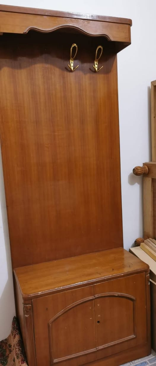 غرفه اخشاب تسكام ٦ بيبان للبيع السعر قيمها واخذها اتصل على الرقم *********** او واتساب الاثير ***********
