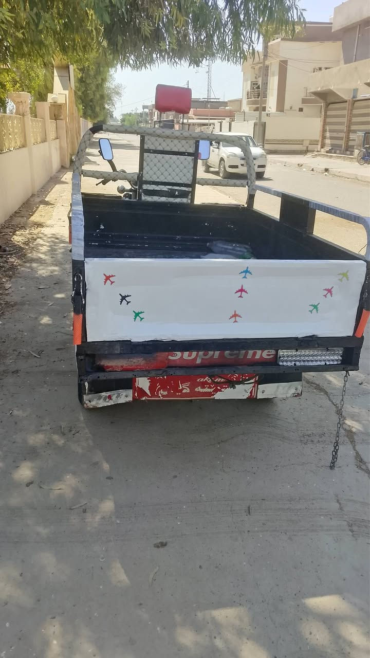 سلام عليكم ستوته البيع موديل 21 كل عيب مابي محرك شرط تواير جداد سعر مليون 200 رقم تليفون ***********
