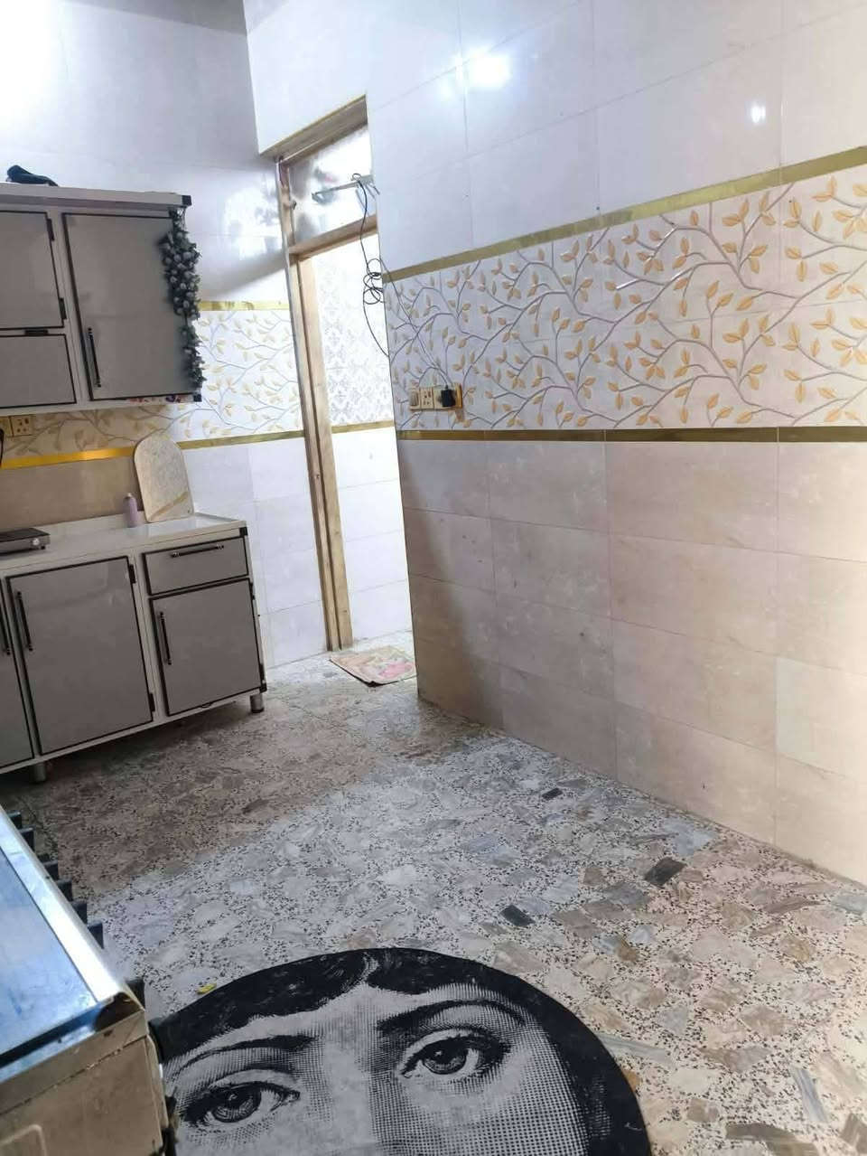 🔥عرض جدا مناسب  🔥
بيت للبيع المساحه 100 متر #طابقين  حي النداء شارع مجمع بيتي عمود 54 خلف مول بغداد يبعد عن الشارع العام 100 متر فقط سعر البيت 70 مع المجال يحتوي على
#غرفه عدد 3 
#صاله عدد 2 
#مطبخ
#استقبال
#حمامات خارجيه وداخليه

شغل جناي البيت نضيف جدا
#ملاحضه الطابق الارضي جاهز والطابق الثاني هيكل ومسكوف 

للاستفسار ***********
