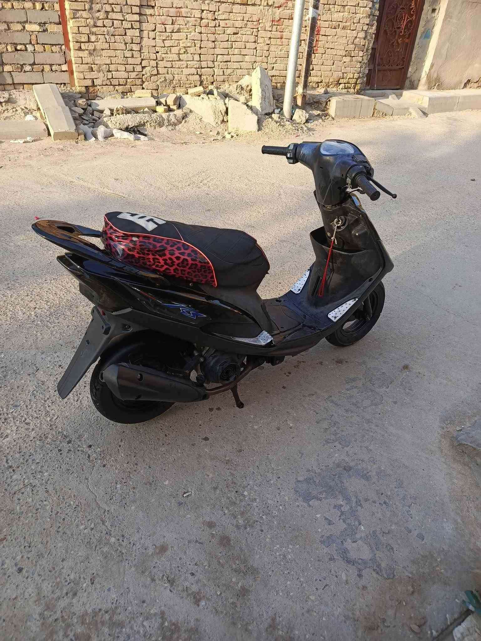 ماكس عدله جاهزه وكامله كله شغال سلف هندر كهربأيات شلعه ومشي ونعومه سعر 550 وبيه مجال دراجه كلش حلوه مكاني ناصريه مركز حي تضحيه رقم الهاتف *********** بيه واتساب الشراي يتصل ويدلل
