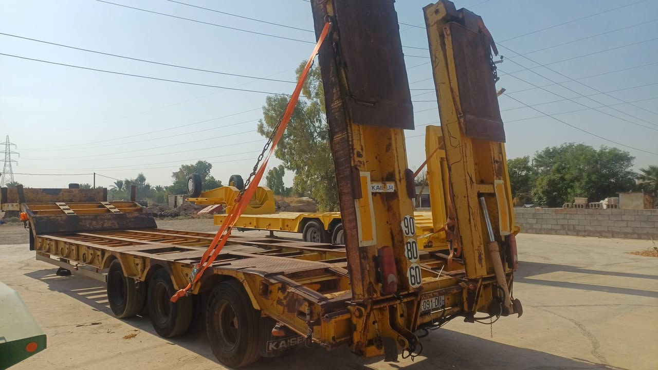 للبيع لودرألمانى دخل جديدمنفيست شيمالى طول٨٥٠ عرض ٢٥٥ سعر ١٥٠ بيها مجال موبايل *********** عنوان كلار
